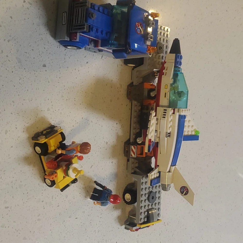 LEGO City 60079 Training Jet Transport 100% Complete No Box/ With Instructions - Picture 8 of 10